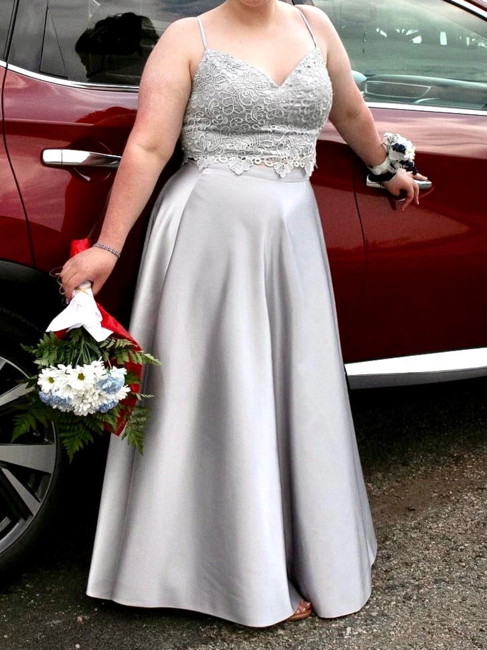 BEAUTIFUL SATIN PROM DRESS